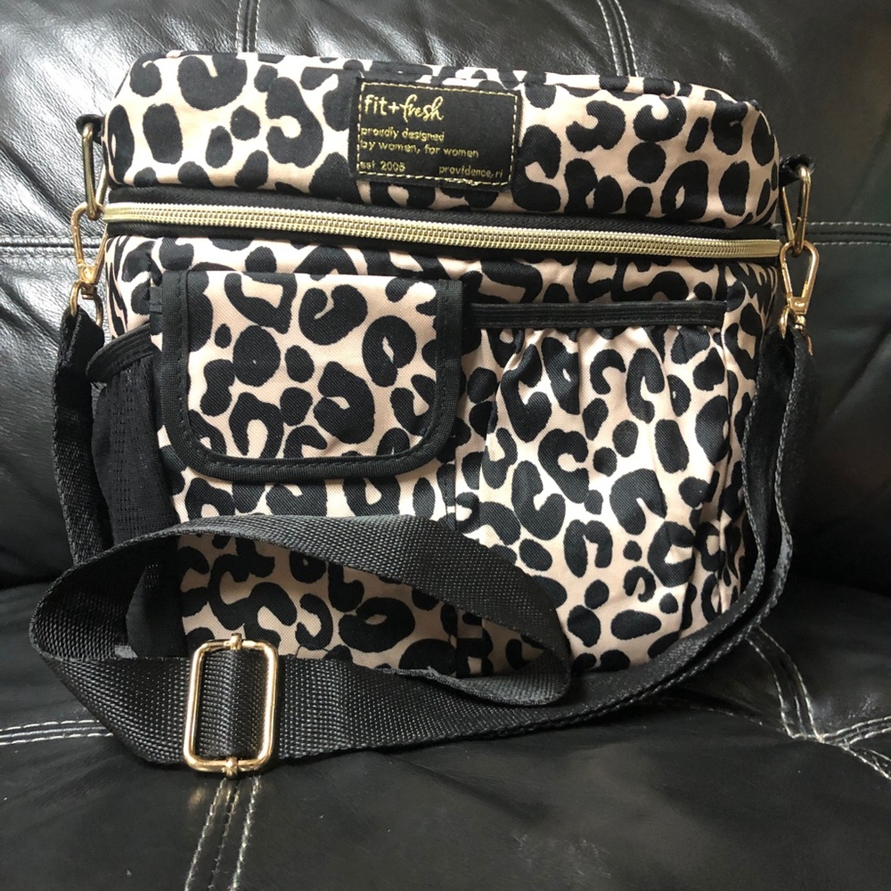 Leopard Cheetah Animal Print Zipper Lunchbox Lunch Bag with pockets & Strap